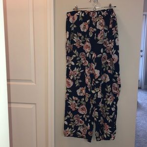 Plus Size Floral Flowy Pants